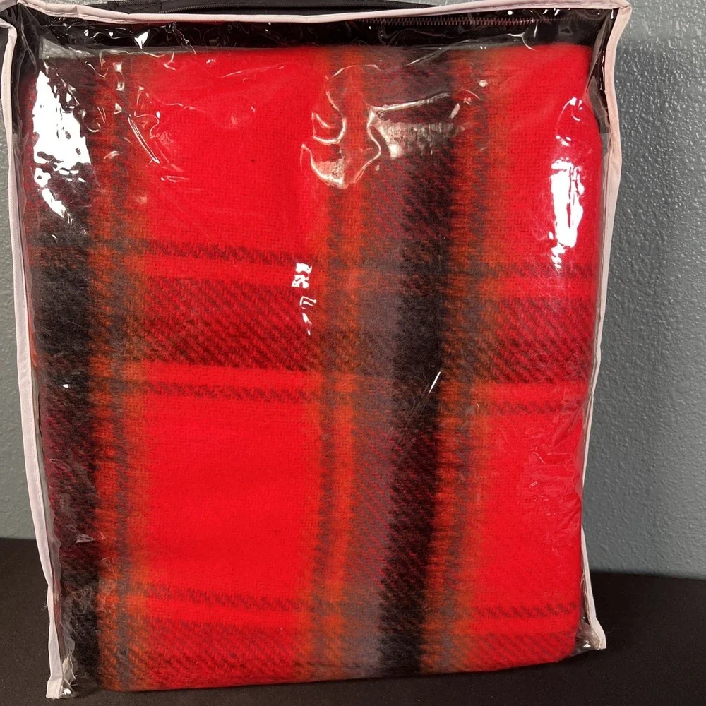 Vtg Chatham Red Plaid Vacation Robe Throw Blanket Tartan Stadium‎ Lap 50 X 64